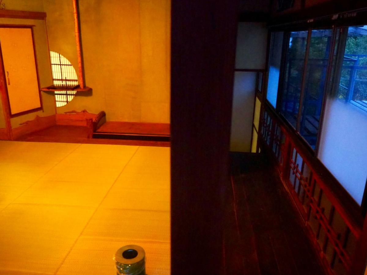 飲んで泊まれる古民家 -浮木-Fumoku Chino Exterior photo